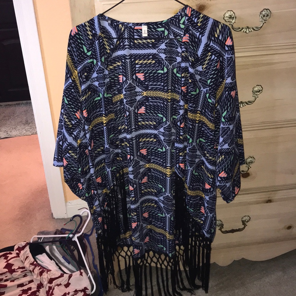 Supper cute cover up with Aztec print